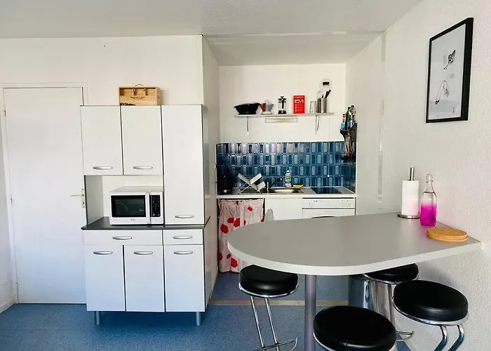 4 Pers Max A Le Penon Daire